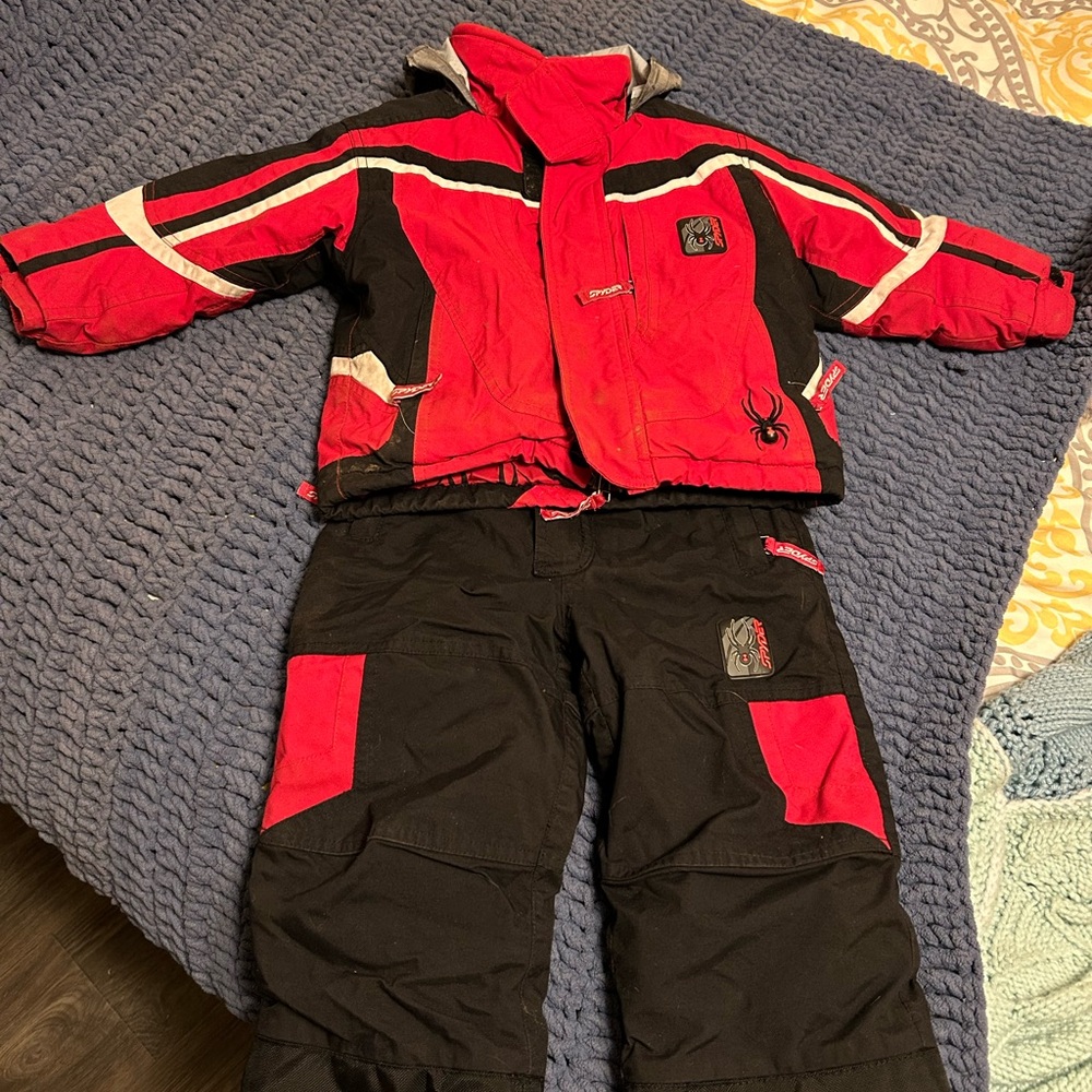 Spider snow gear